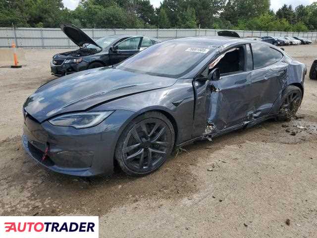 Tesla Model S 2023