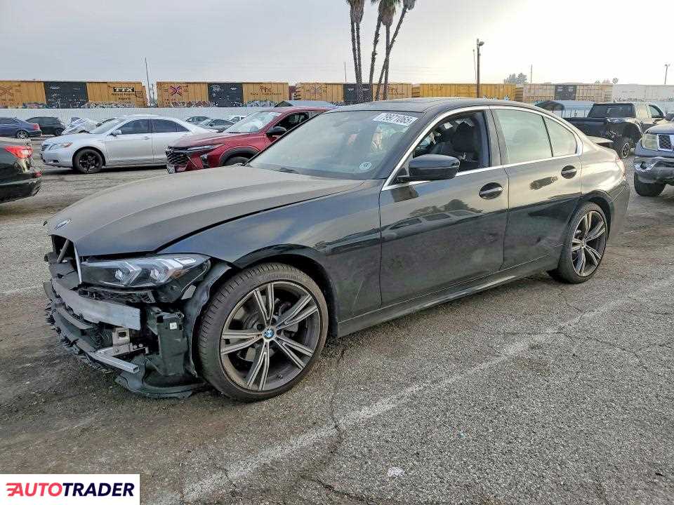 BMW 330 2024 2