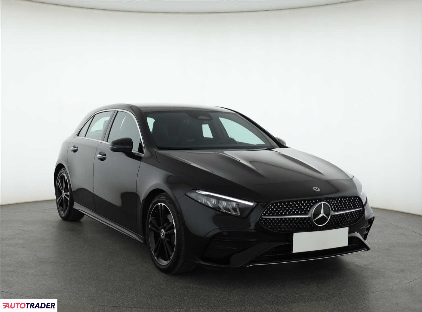 Mercedes A-klasa 2023 1.3 160 KM