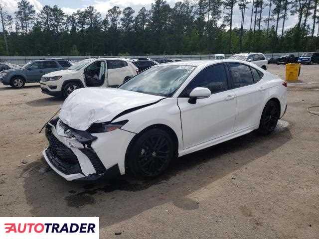 Toyota Camry 2025 2