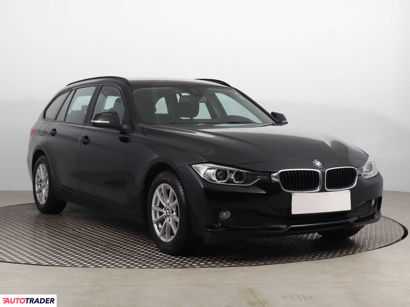 BMW 320 2015 2.0 181 KM