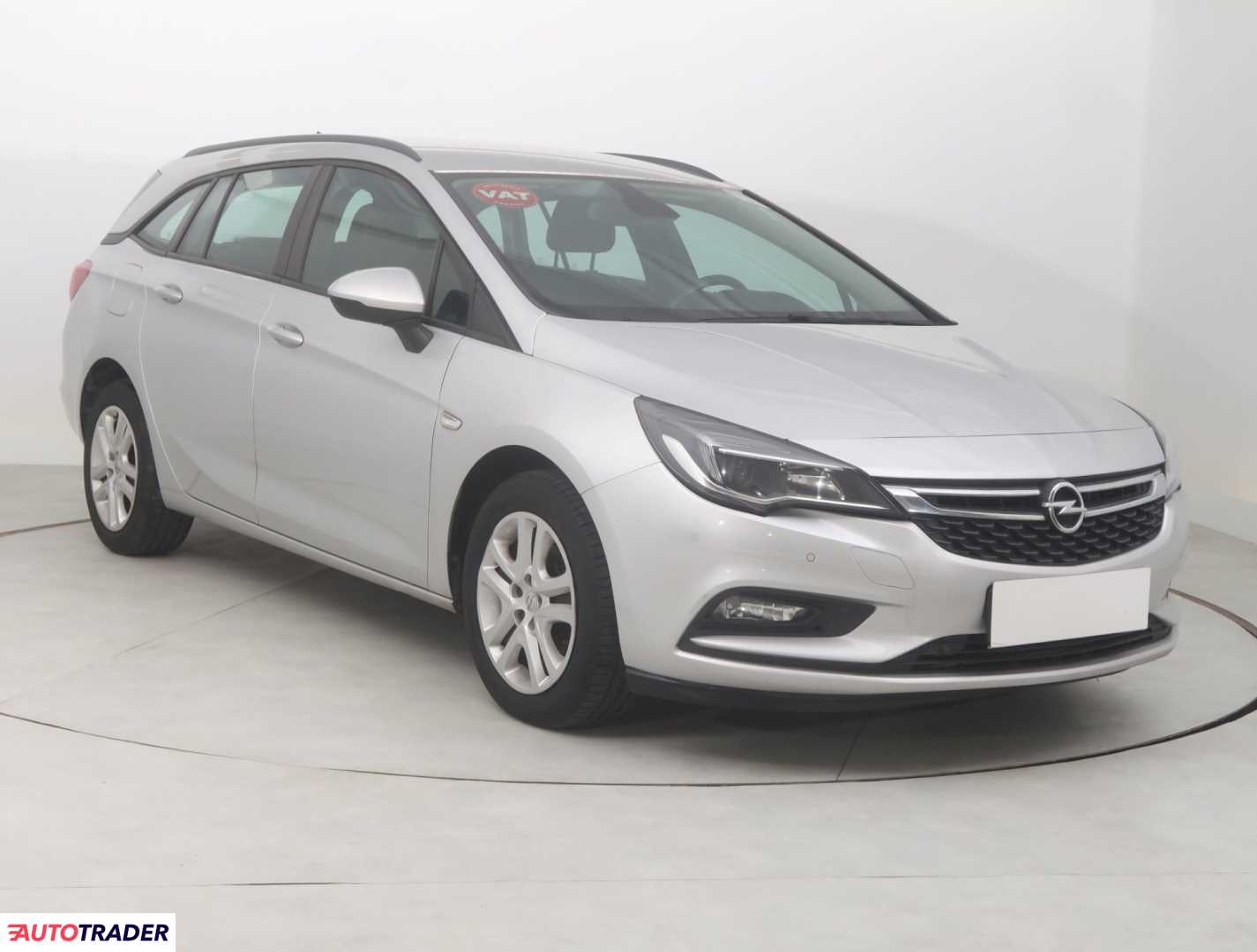 Opel Astra 2017 1.6 108 KM