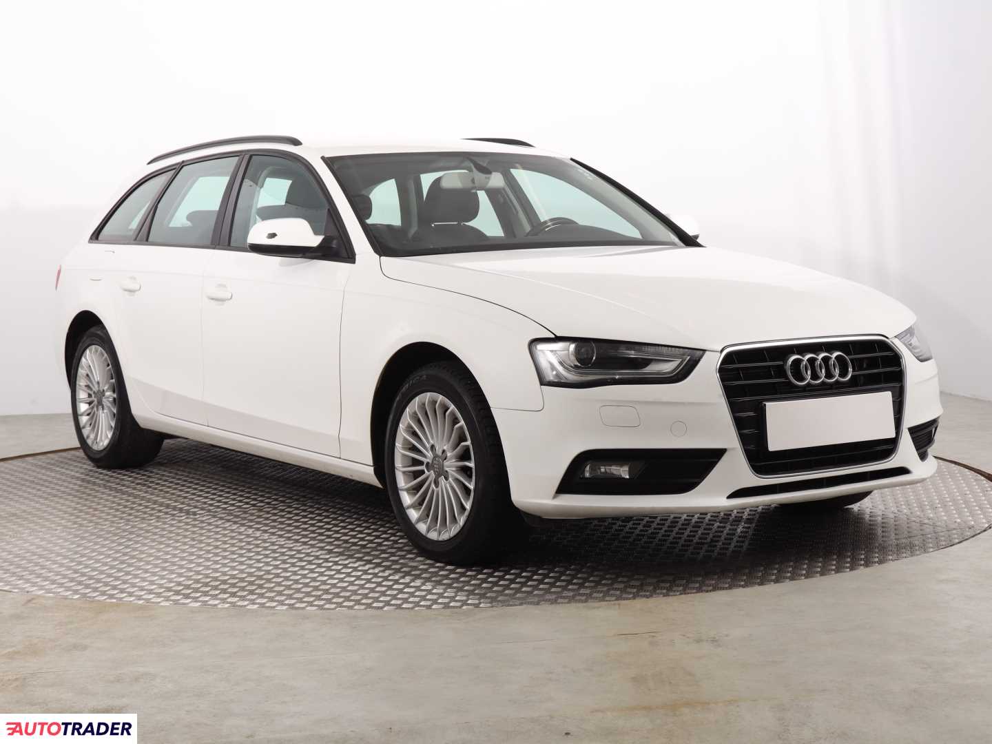Audi A4 2014 2.0 147 KM Audi A4 2014 2.0 147 KM