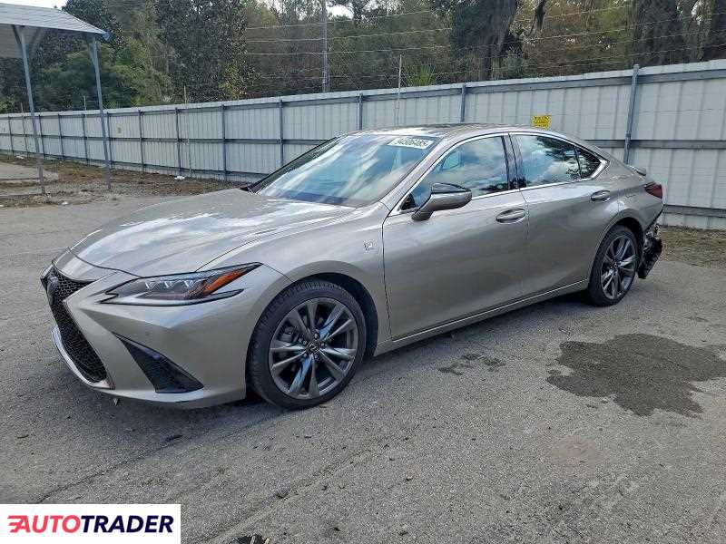 Lexus ES 2019 3