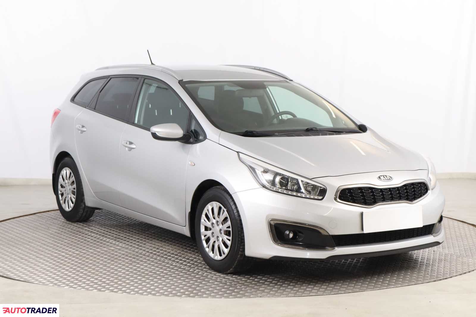 Kia Ceed 2015 1.6 132 KM Kia Ceed 2015 1.6 132 KM