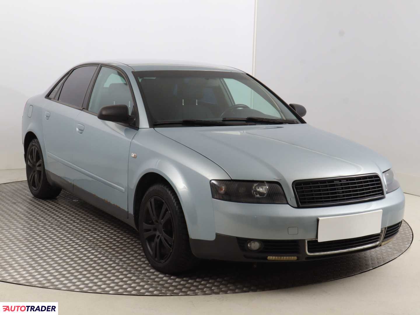 Audi A4 2001 2.0 128 KM