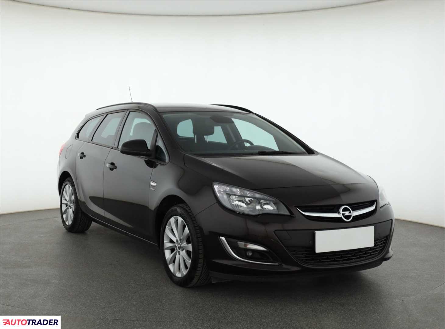 Opel Astra 2013 1.4 138 KM