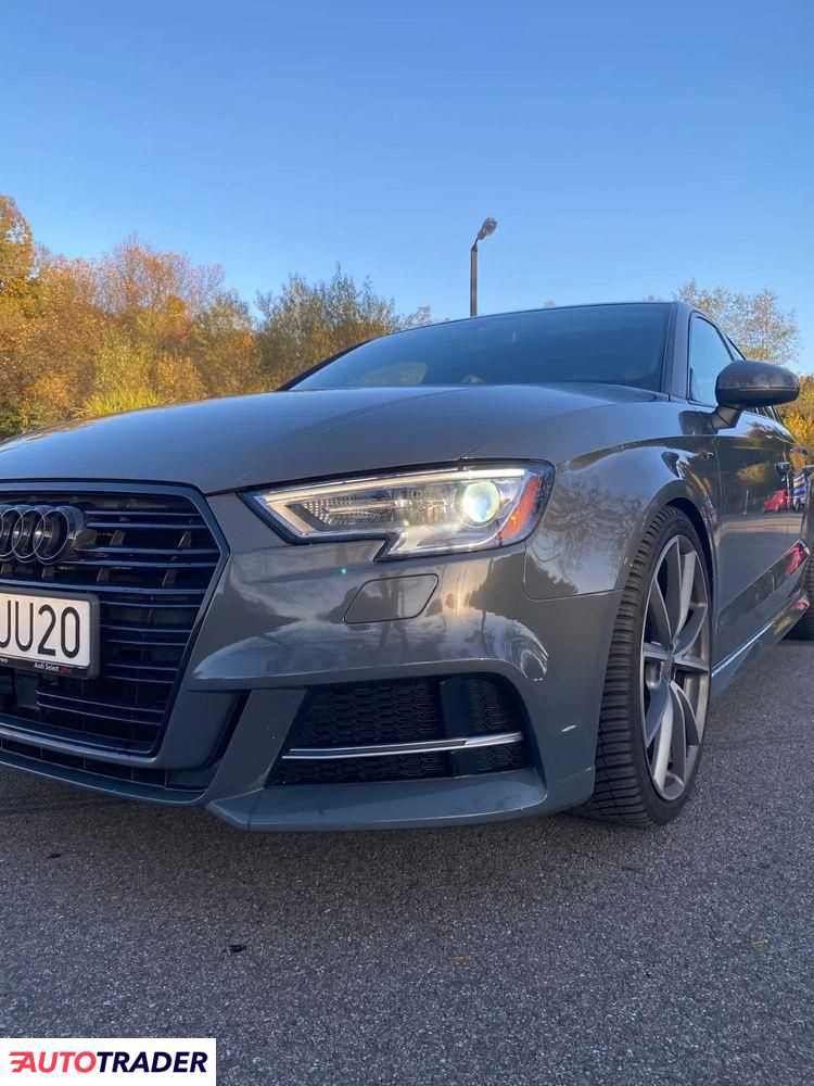 Audi A3 2018 2.0 325 KM