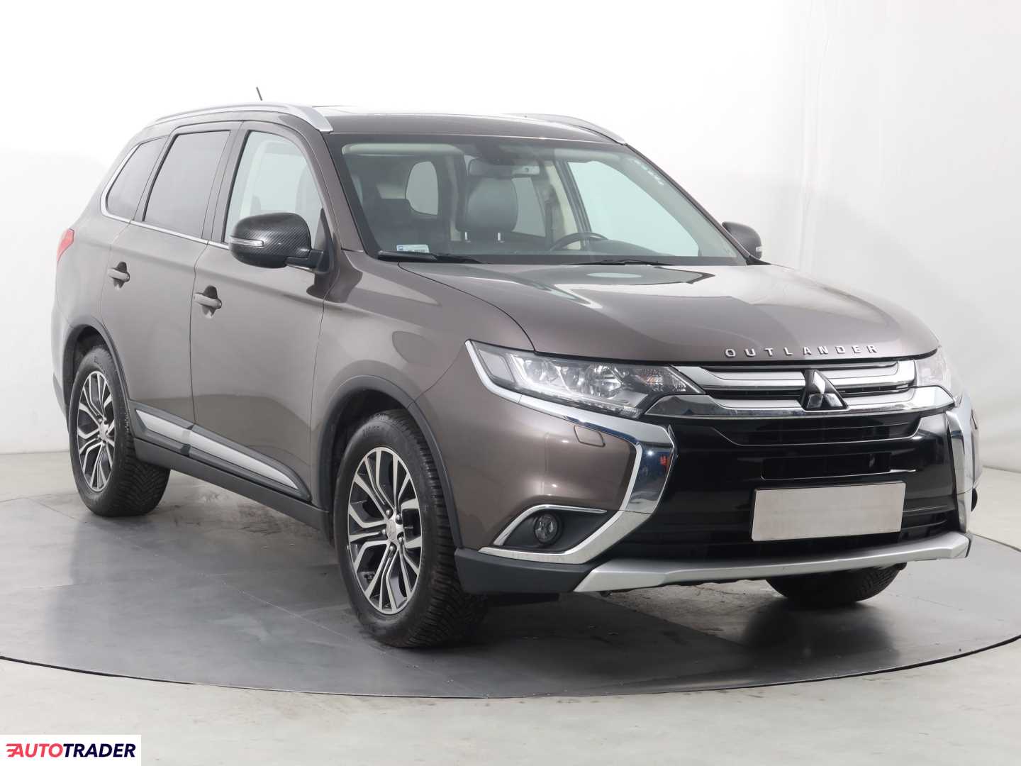 Mitsubishi Outlander 2.0 147 KM 2016r. (Piaseczno)