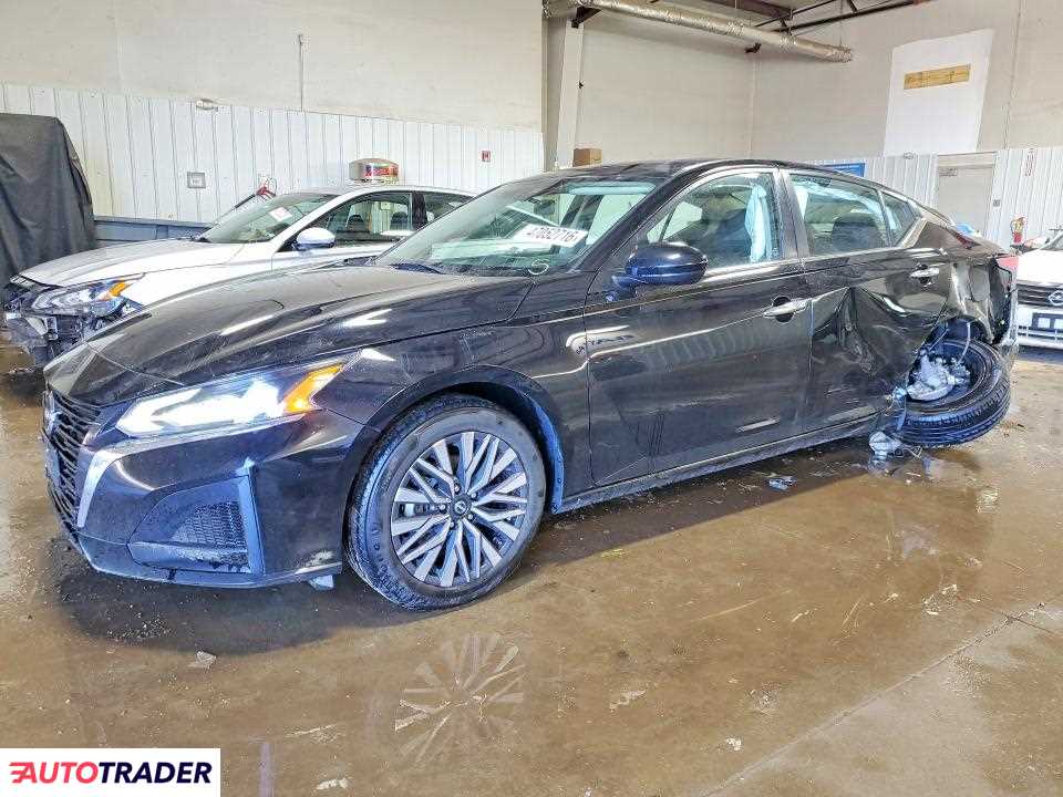Nissan Altima 2023 2