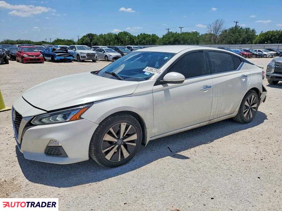 Nissan Altima 2021 2