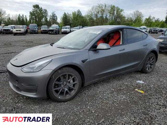 Tesla Model 3 2022 Tesla Model 3 2022
