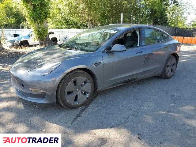 Tesla Model 3 2023