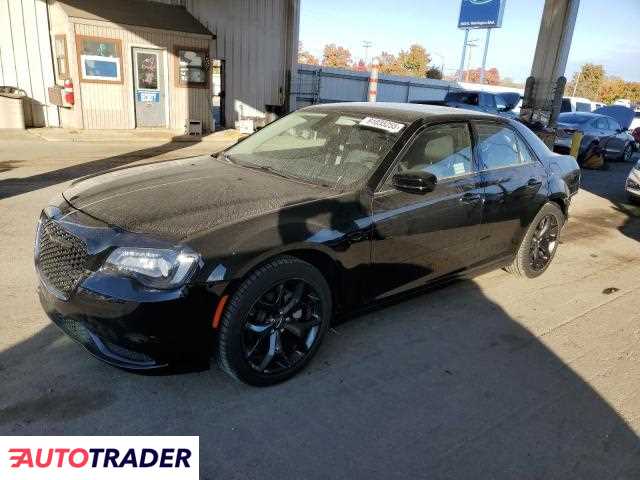 Chrysler 300C 2023 3