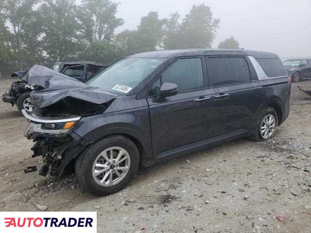Kia Carnival 2022 3