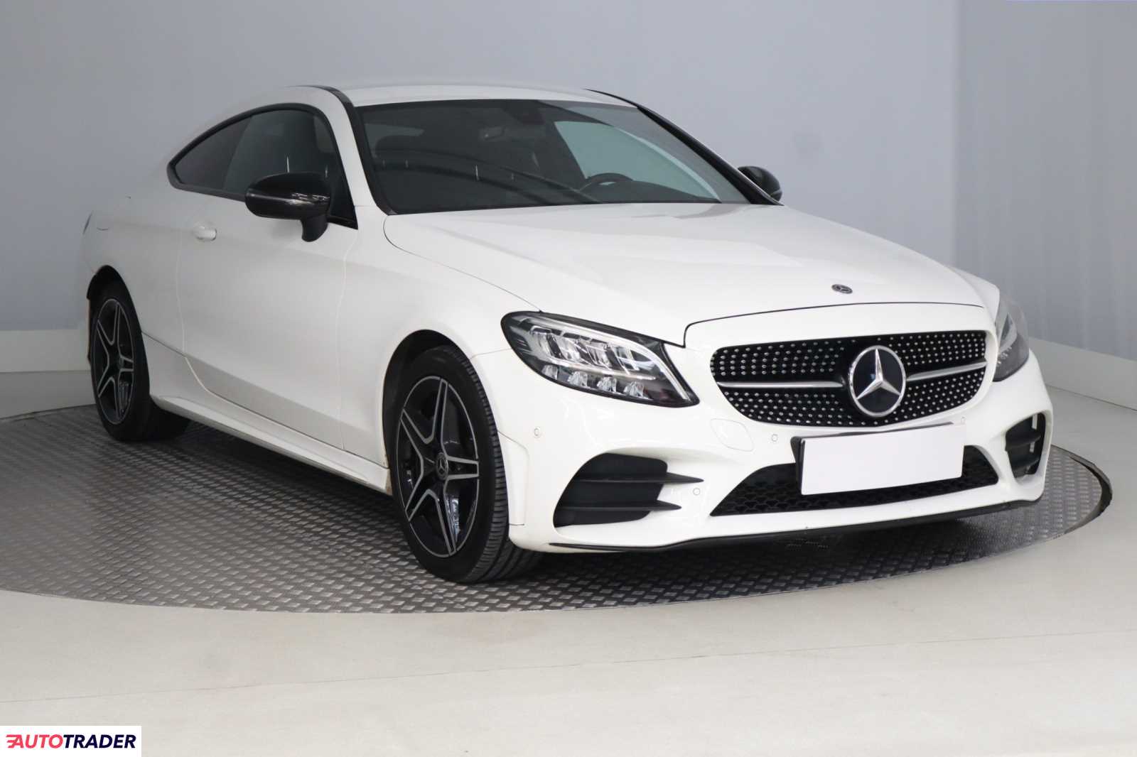 Mercedes C-klasa 2018 1.6 154 KM