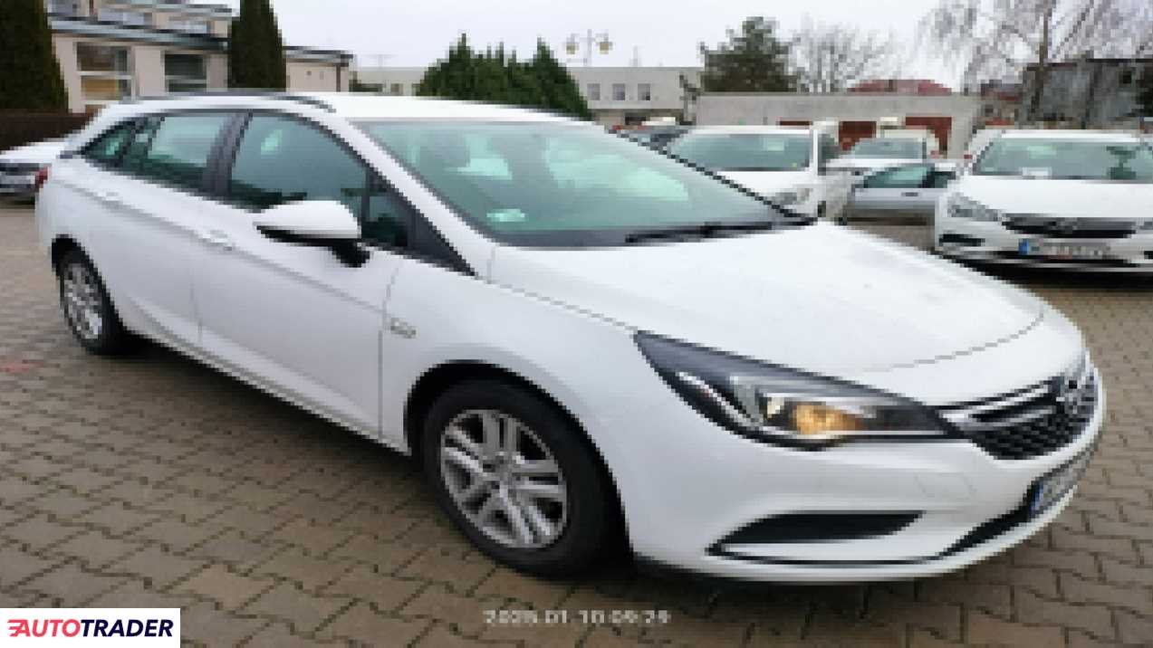 Opel Astra 1.4 benzyna 125 KM 2017r. (Komorniki)