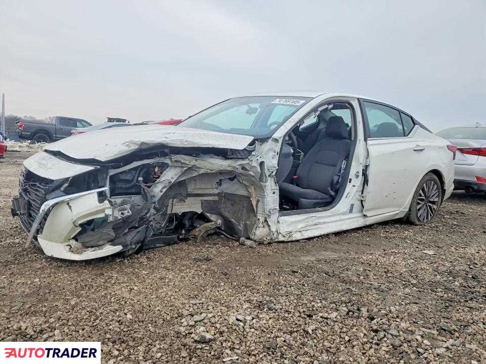 Nissan Altima 2023 2