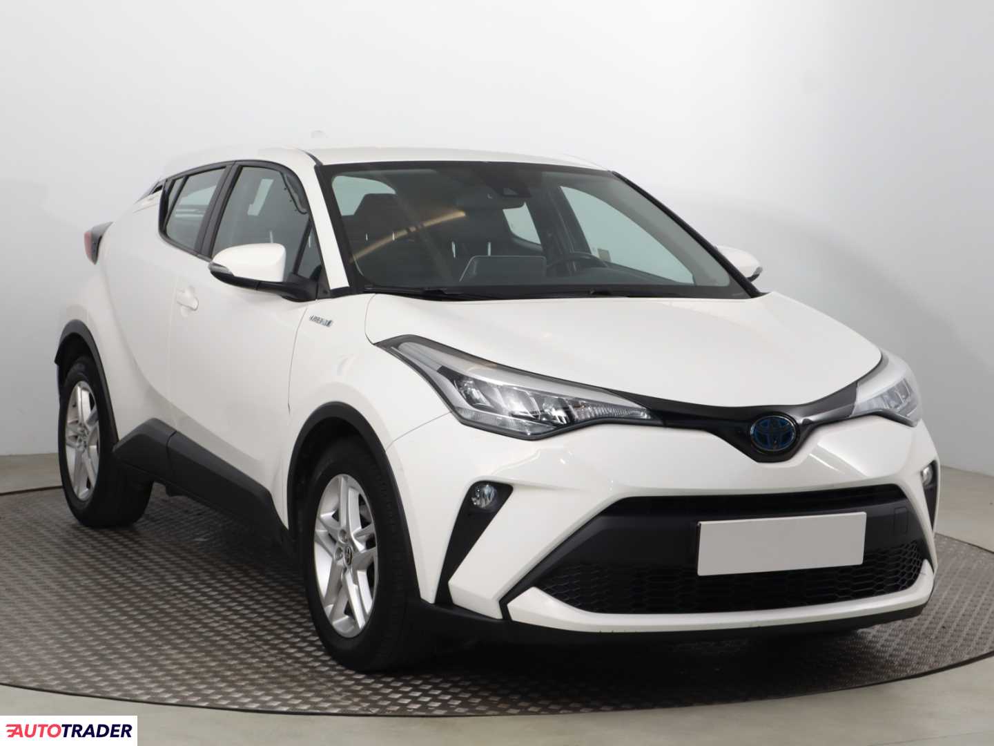 Toyota C-HR 2020 1.8 120 KM