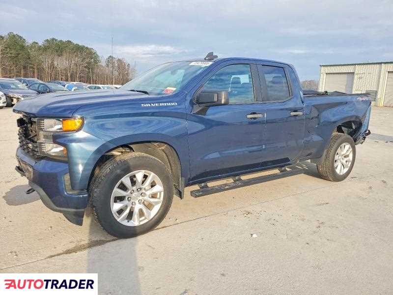 Chevrolet Silverado 2021 2