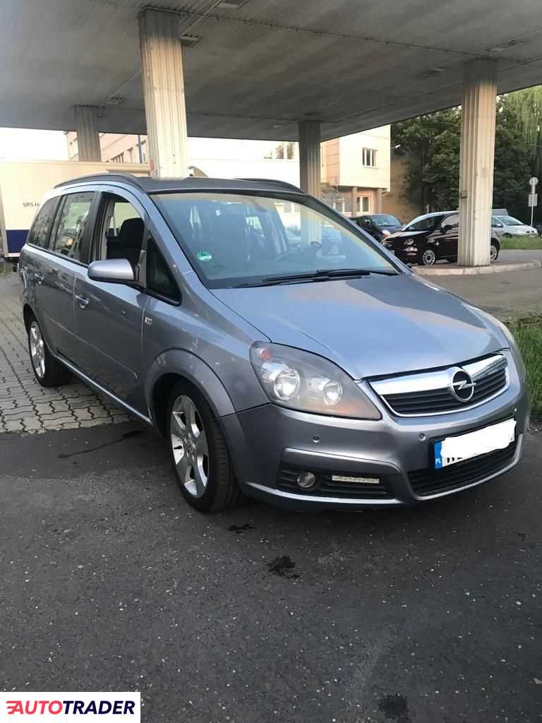 Opel Zafira 2006 1.9 120 KM