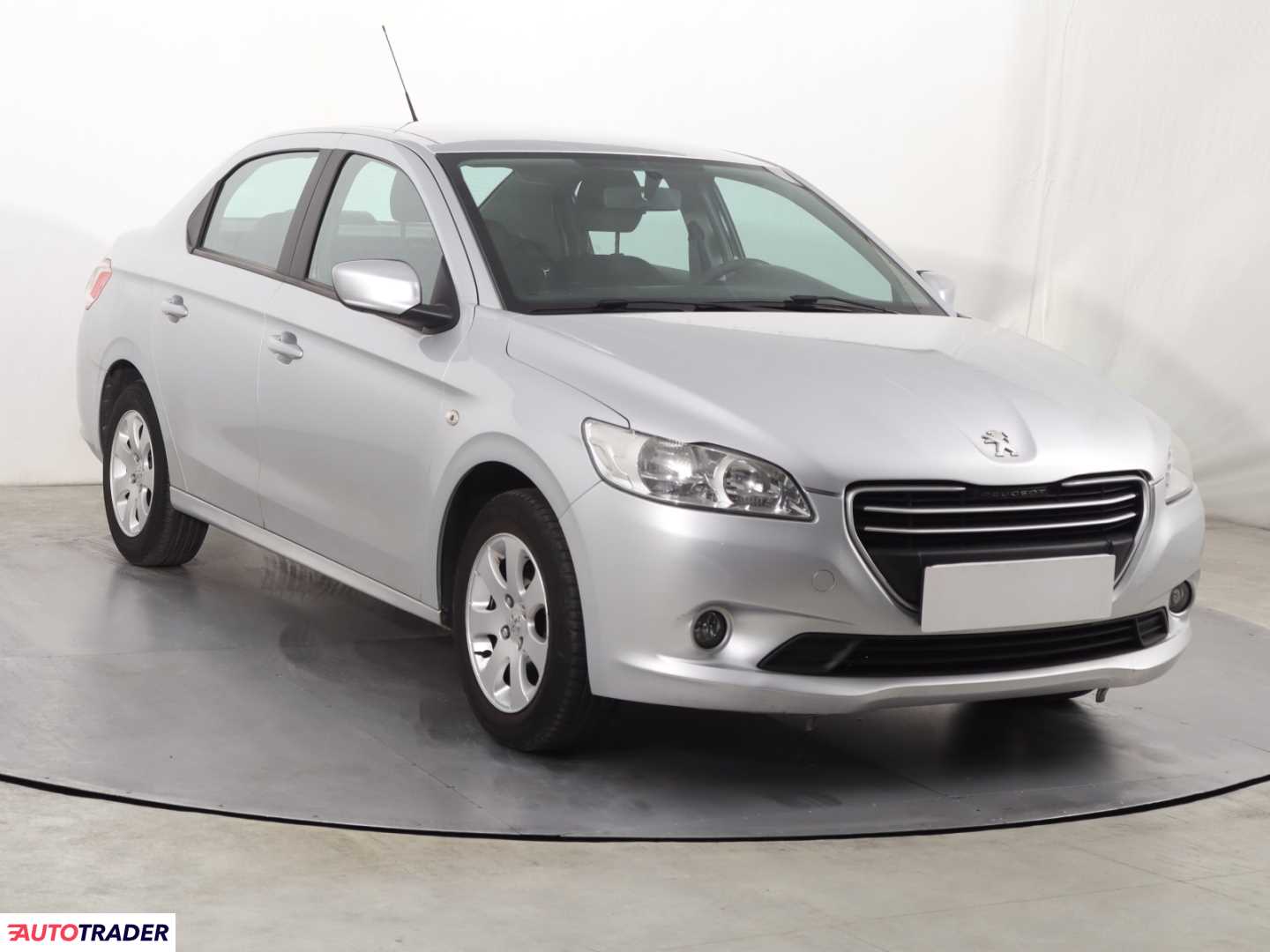 Peugeot 301 2017 1.6 113 KM