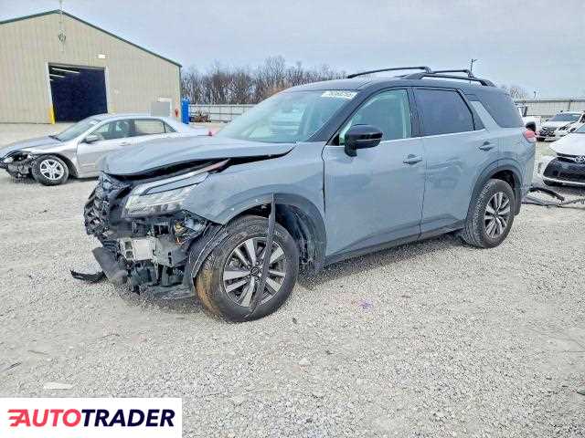 Nissan Pathfinder 2024 3