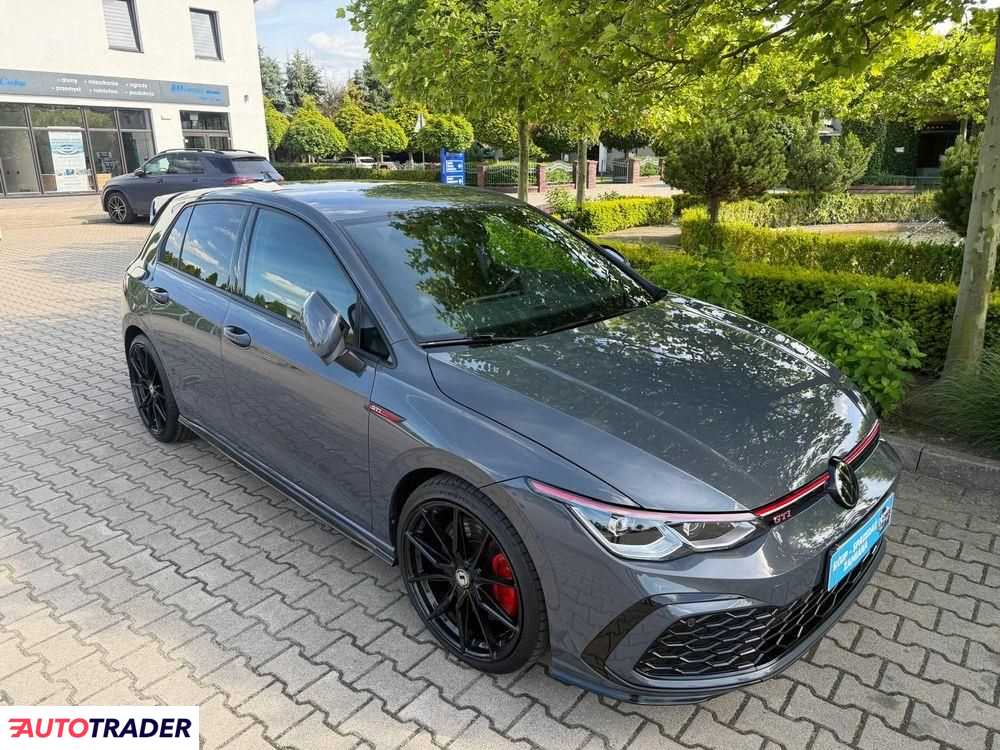 Volkswagen Golf 2023 2.0 245 KM