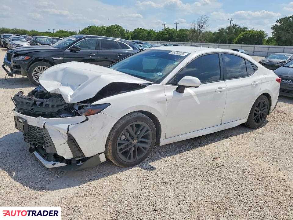 Toyota Camry 2025 2
