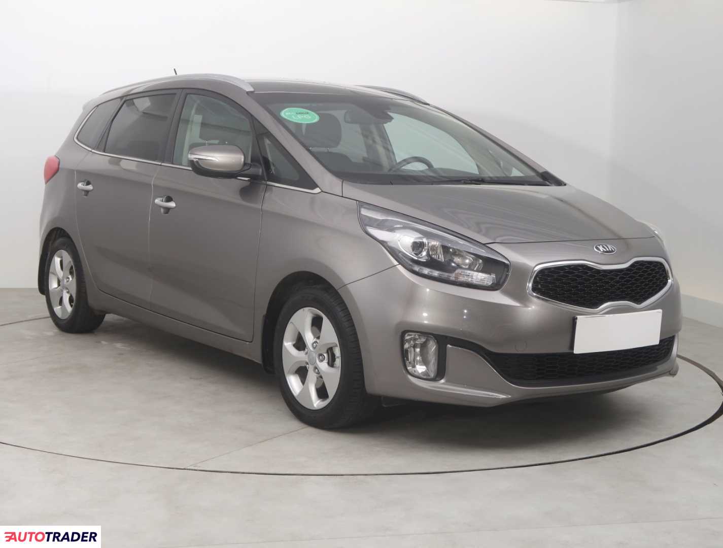 Kia Carens 2015 1.6 132 KM