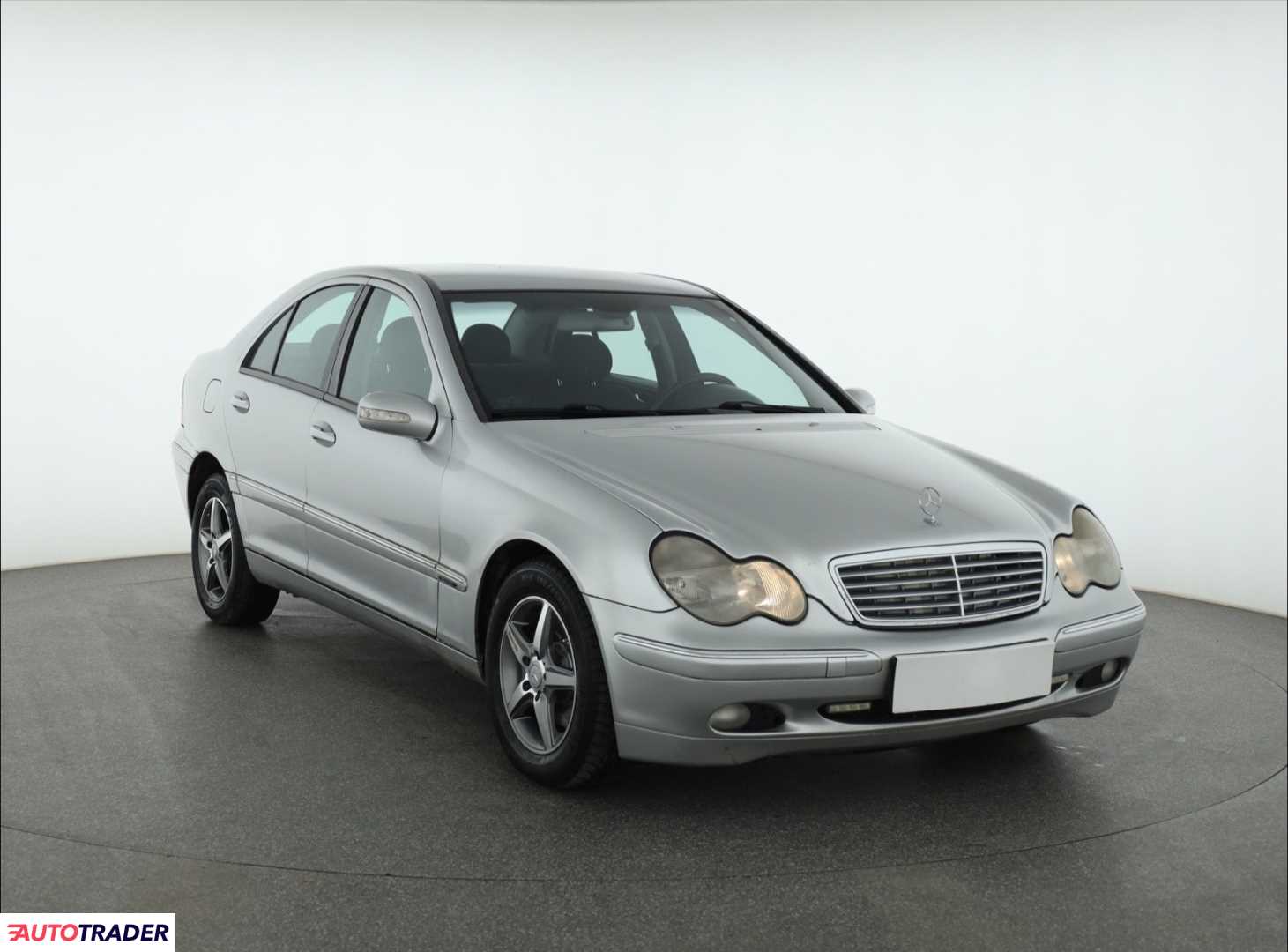 Mercedes C-klasa 2002 2.1 113 KM