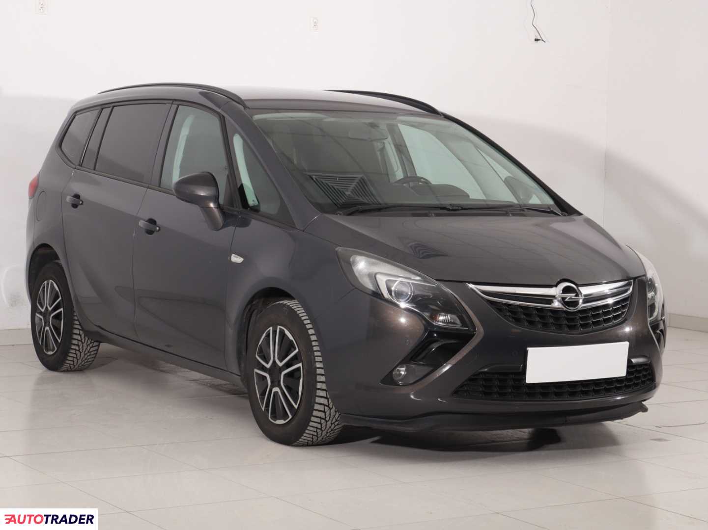 Opel Zafira Tourer 2012 1.6 147 KM
