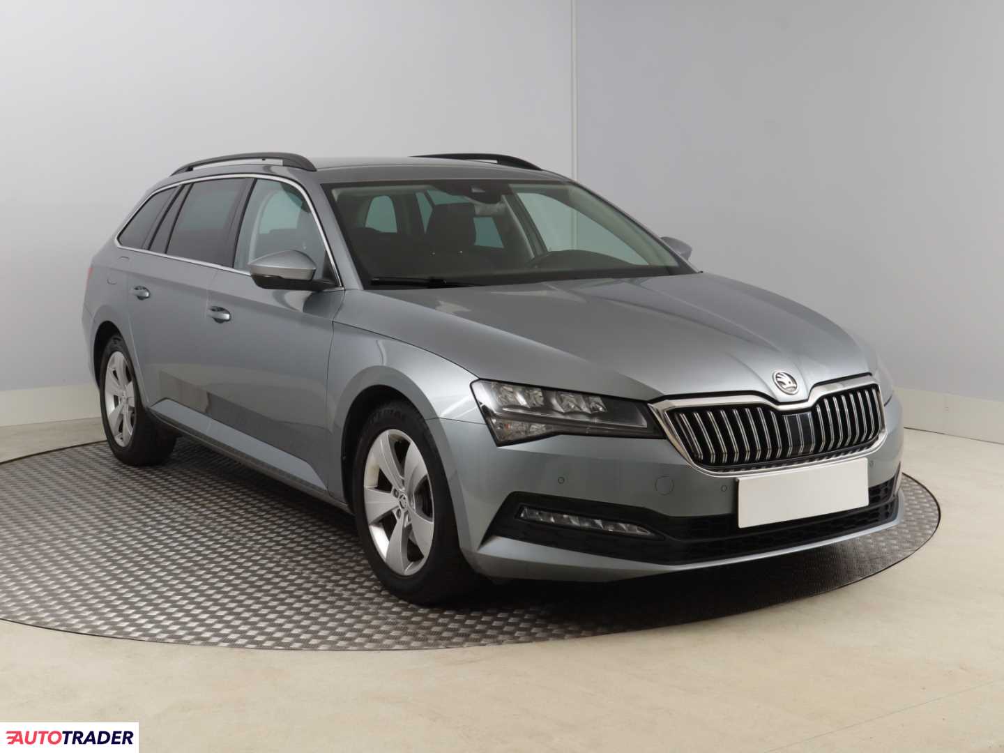 Skoda Superb 2021 2.0 120 KM