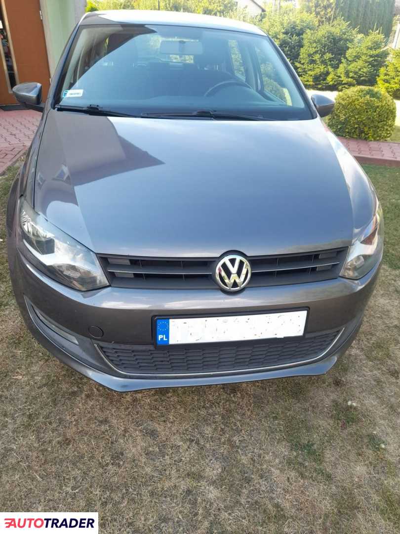 Volkswagen Polo 2010 1.4 85 KM