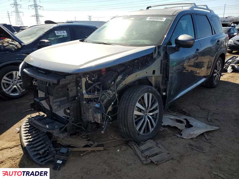 Nissan Pathfinder 2022 3