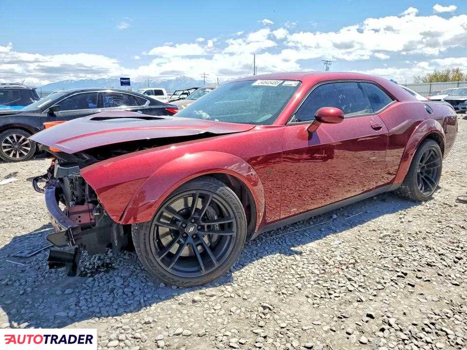 Dodge Challenger 2021 6