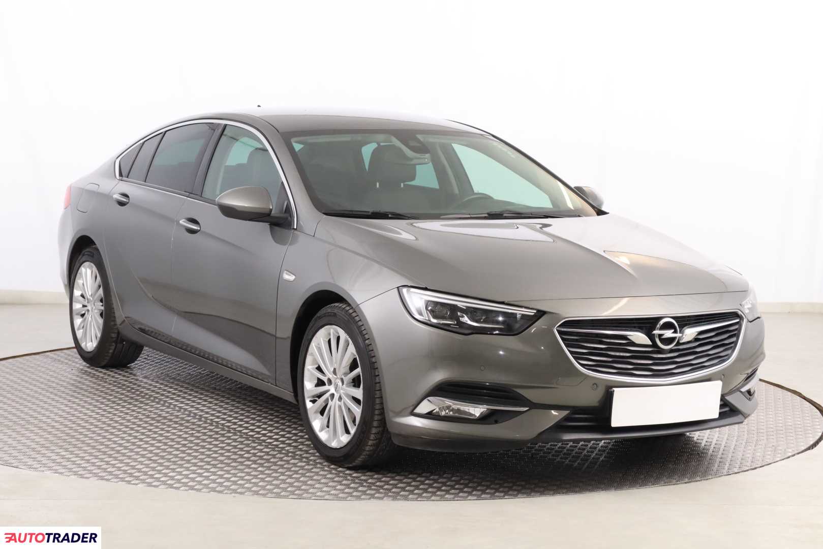 Opel Insignia 2019 1.6 197 KM Opel Insignia 2019 1.6 197 KM