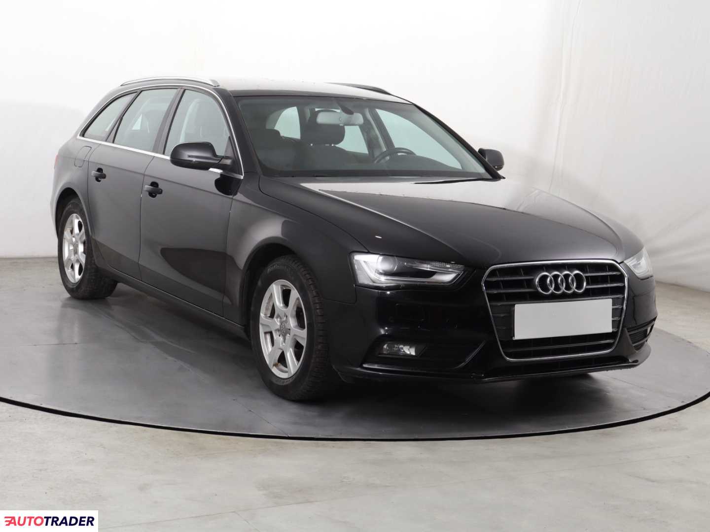 Audi A4 2012 1.8 167 KM