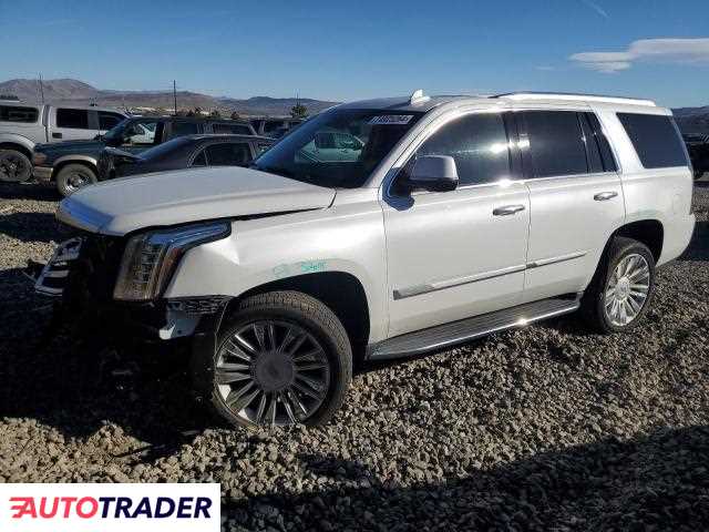 Cadillac Escalade 2019 6