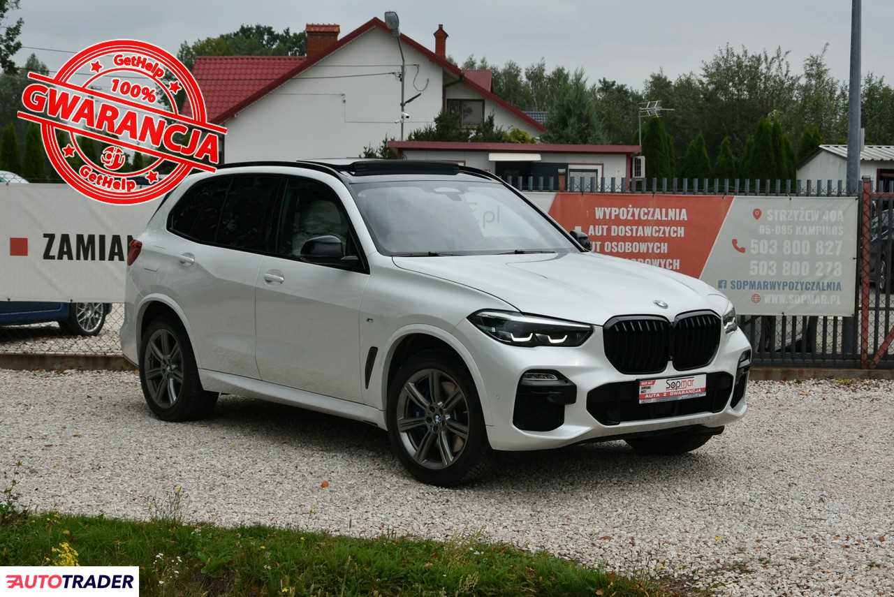 BMW X5 2019 3.0 340 KM