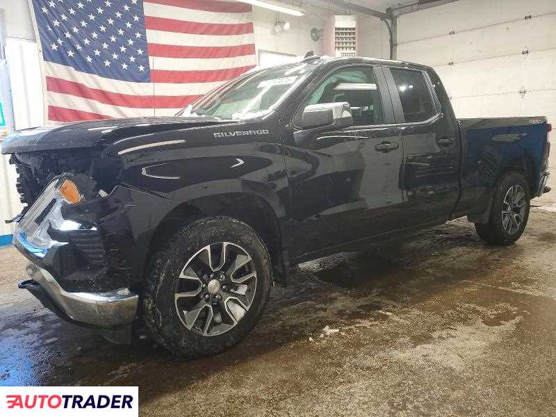 Chevrolet Silverado 2024 2