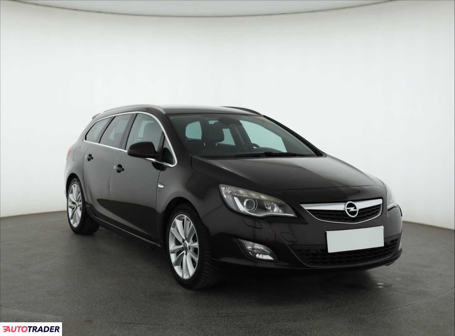 Opel Astra 2012 1.6 177 KM