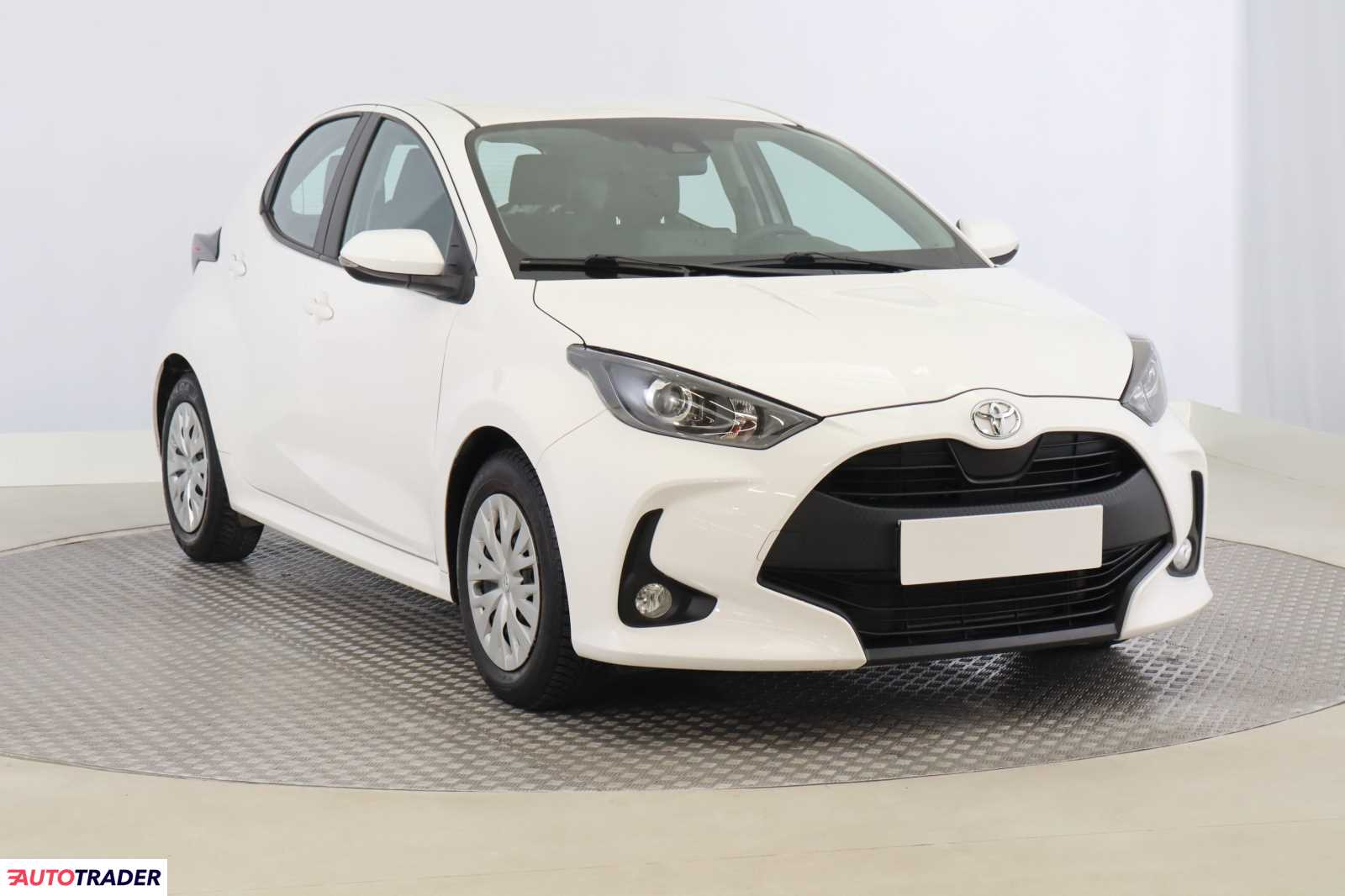Toyota Yaris 2022 1.0 71 KM