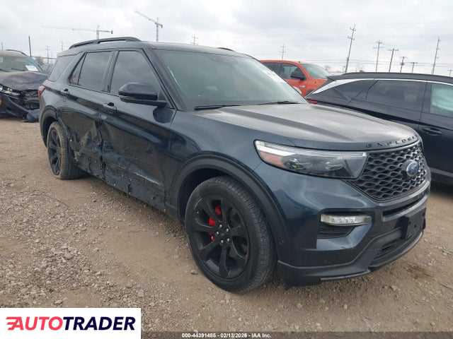 Ford Explorer 2022 3