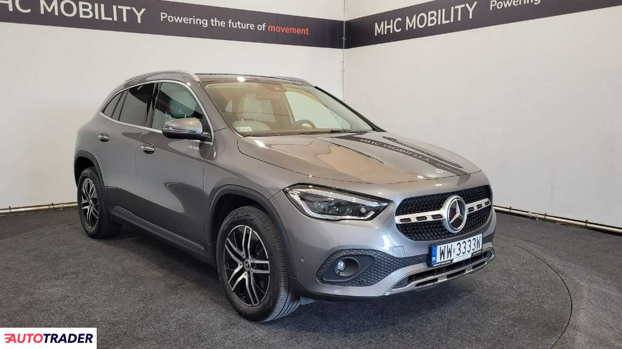 Mercedes GLA 2021 1.3 163 KM