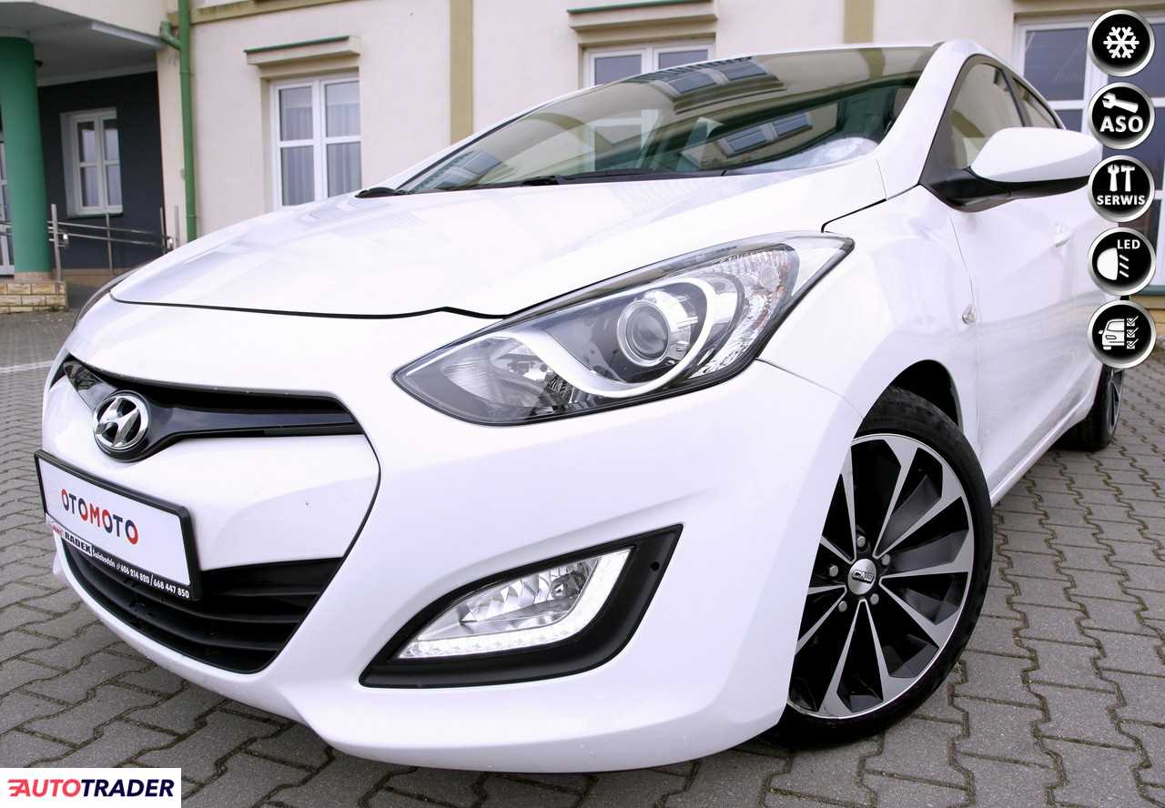 Hyundai i30 2012 1.4 100 KM