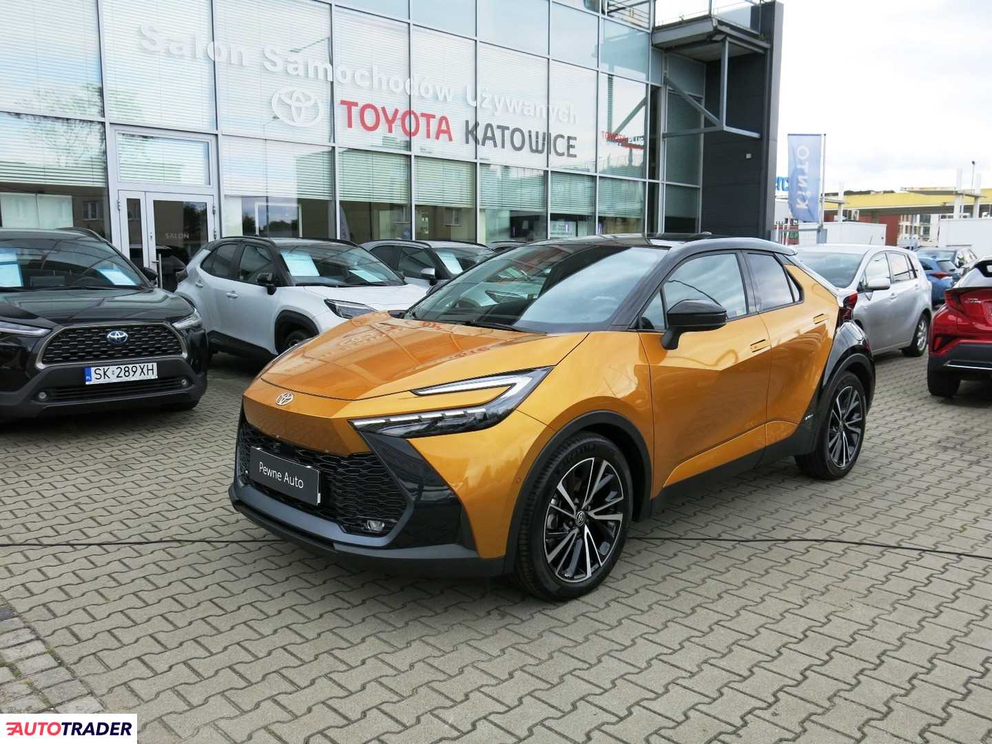 Toyota C-HR 2024 2.0 197 KM