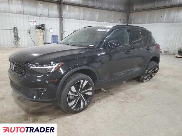 Volvo XC40 2.0 benzyna 2024r. (DES MOINES)