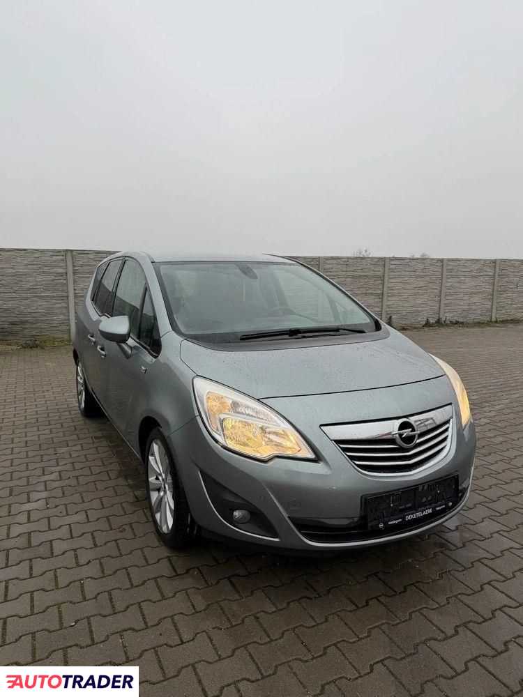 Opel Meriva 2013 1.7 110 KM