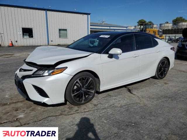 Toyota Camry 2019 2 Toyota Camry 2019 2